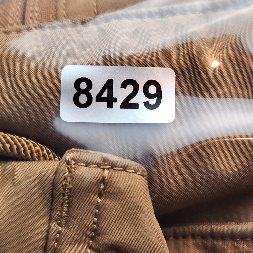Lululemon Relaxed Fit Rain Shell Jacket Womens Medium Beige Drawstring FLAWS - Picture 15 of 15